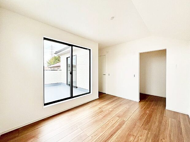 WICがあるお部屋!季節ごとの入れ替えも不要で便利です