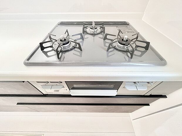 三口ガスコンロでお料理が一気にはかどりそう。  