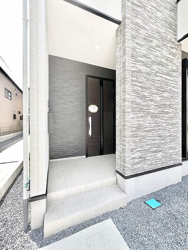 いつも気持ち良くご家族を迎えられる玄関