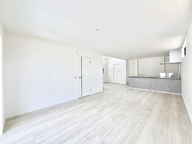 LDKは家族みんなの快適空間!お食事はもちろん、会話や、家族のつながりを強くする大事なスペースです。