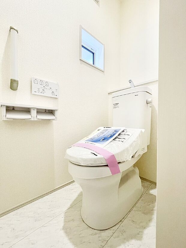 トイレは温水洗浄機能付き