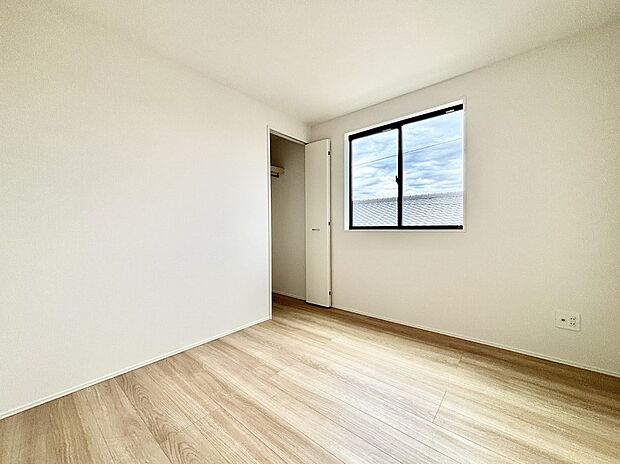 収納が充実しているので居住スペースを広々使えます