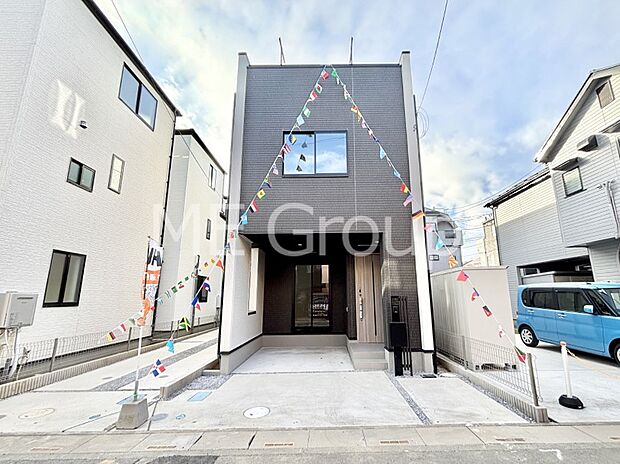 溢れる陽光でご家族の笑顔も輝く