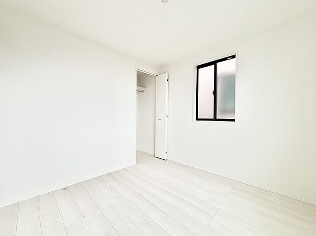 収納が充実しているので居住スペースを広々使えます