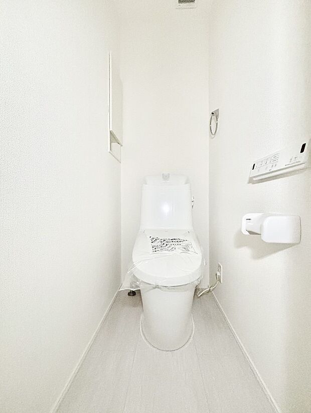 トイレは安心の2箇所!朝のバタバタも一安心です。