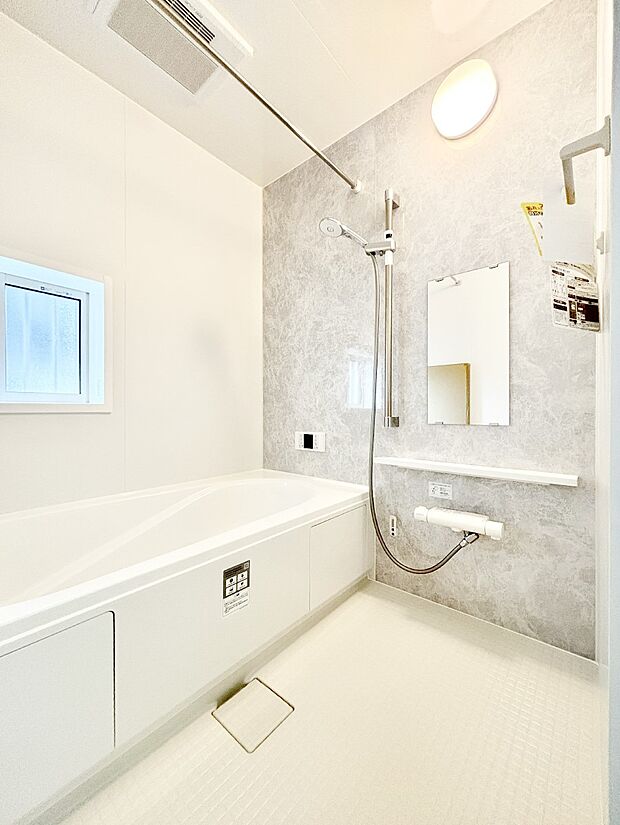 一日の疲れを癒やす大切なバスタイム。ゆっくりとお風呂を楽しんで疲れをとりたいですね!