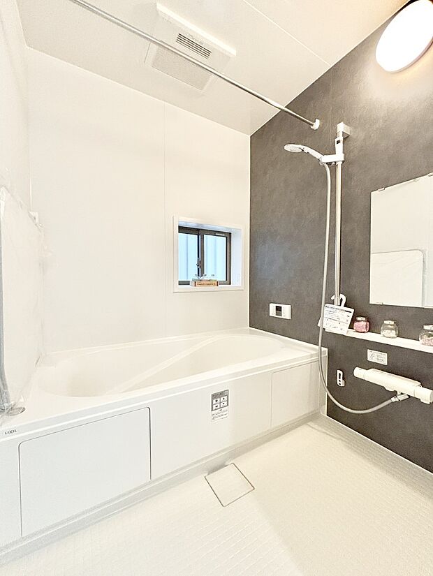 一日の疲れを癒やす大切なバスタイム。ゆっくりとお風呂を楽しんで疲れをとりたいですね！  