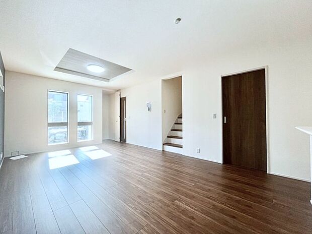 リビング階段が家族の笑顔と会話をつないでくれます  