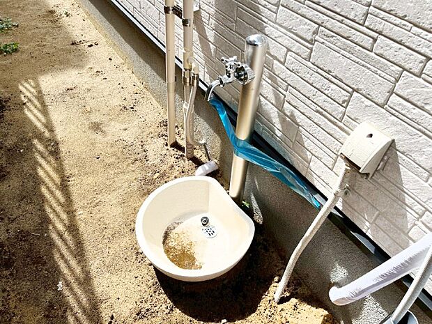 ガーデニングやお掃除に便利な外水栓