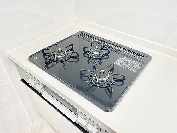 三口ガスコンロでお料理が一気にはかどりそう。