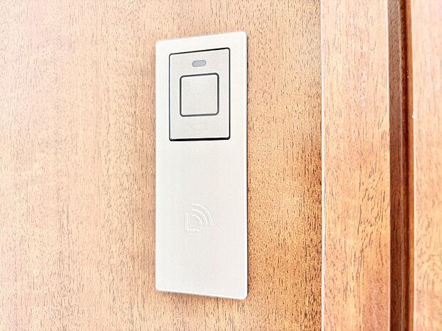 スマートに開錠できる電子キー