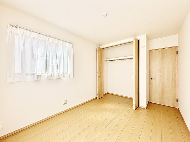 収納が充実しているので居住スペースを広々使えます