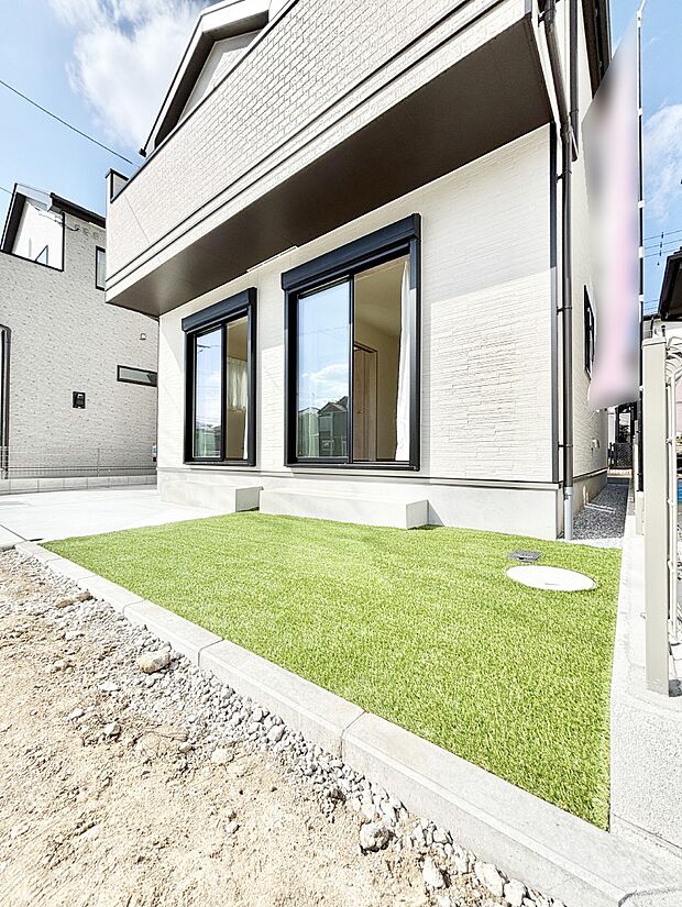 明るさたっぷりのお庭