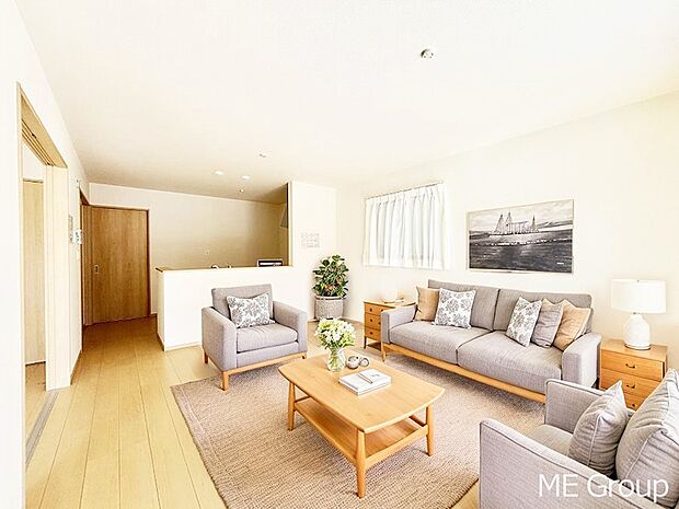 落ち着いた雰囲気のＬＤＫは家族みんなの快適空間※家具はCGです