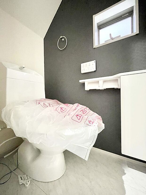 トイレは1階と2階それぞれに配置されていてとても便利です。 