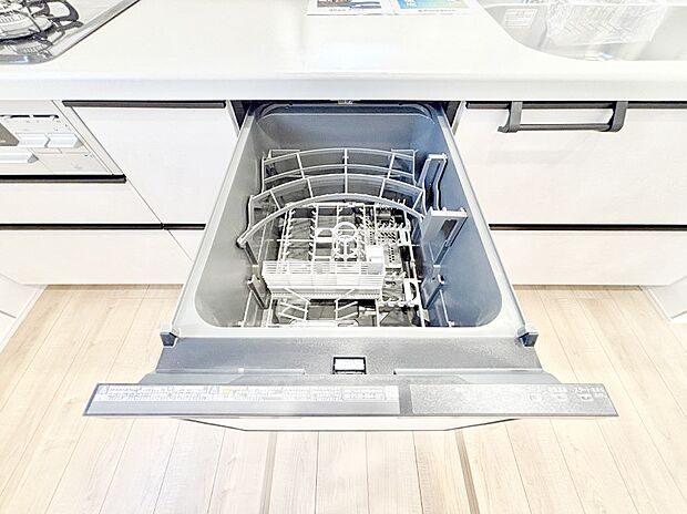 面倒なお片づけは食洗機にお任せ!家事の負担が減って、時間にも気持ちにもゆとりができます。