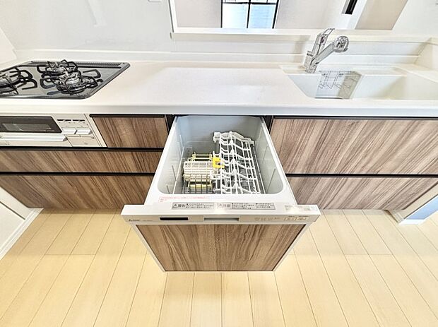面倒なお片づけは食洗機にお任せ!家事の負担が減って、時間にも気持ちにもゆとりができます。