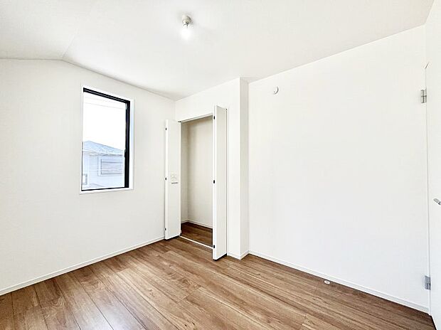 収納が充実しているので居住スペースを広々使えます