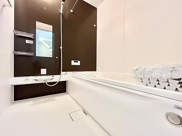 落ち着いた雰囲気でゆっくりお寛ぎいただけるバスルーム