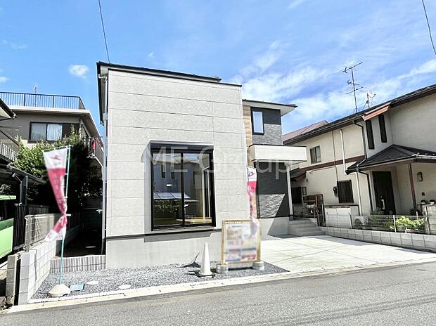 たっぷりの陽光と心地よい風が舞い込む住まい