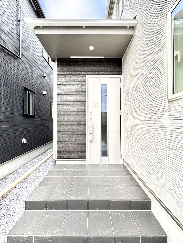 いつも気持ち良く家族やお客様をお出迎えしてくれる玄関