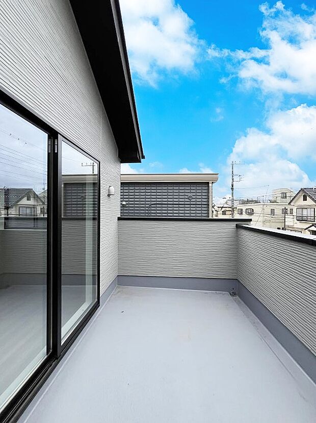 開放感あるルーフバルコニー