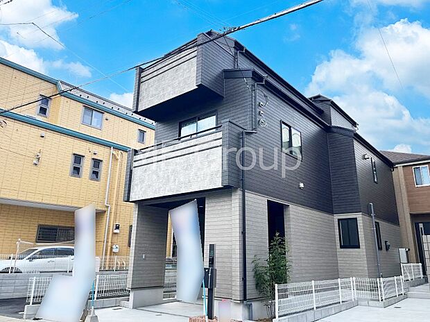 溢れる陽光でご家族の笑顔も輝く