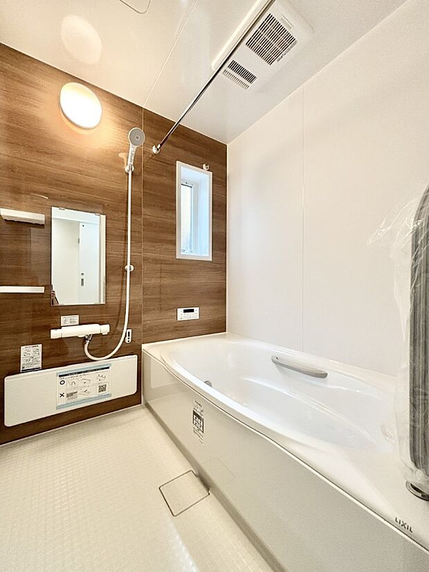 一日の疲れを癒やす大切なバスタイム。ゆっくりとお風呂を楽しんで疲れをとりたいですね!