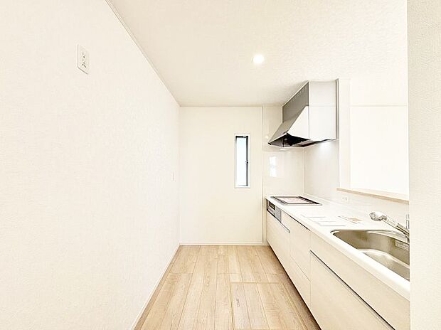 ゆとりあるキッチンではご家族と楽しくお料理ができます。