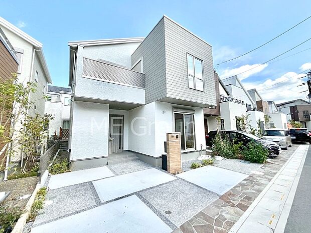 暮らしやすさと居心地の良さにこだわったシンプルで飽きのこないデザイン !