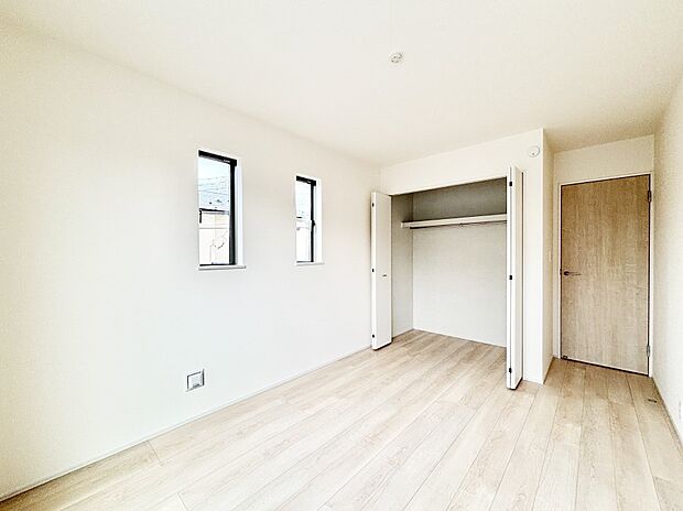 収納が充実しているので居住スペースを広々使えます