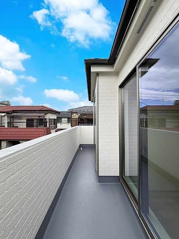 風通しの良いバルコニー