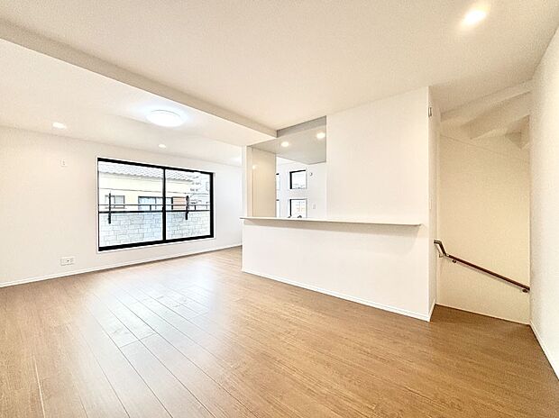 リビング階段が家族の笑顔と会話をつないでくれます