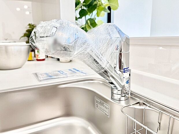 浄水器一体型のキッチンで洗い物用・料理用と切り替え簡単！キッチンワークをより快適にします！ 