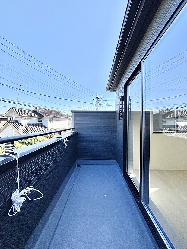 風通しの良いバルコニー