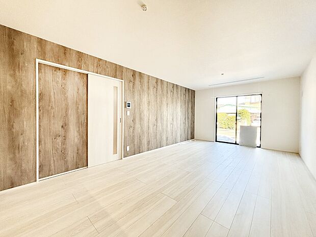 家族の笑顔が自然と生まれてくる、そんな雰囲気のダイニングに仕上がっています 