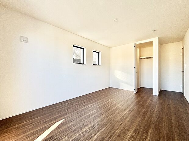 収納が充実しているので居住スペースを広々使えます