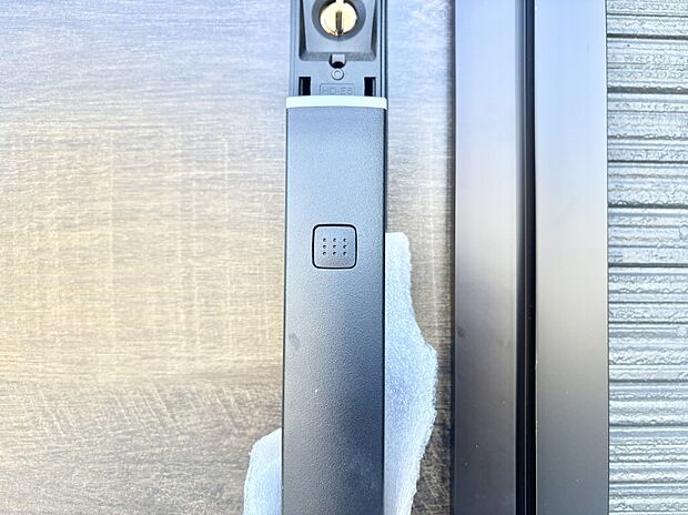 スマートに開錠できる電子キー