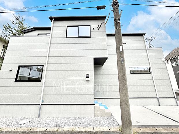 溢れる陽光でご家族の笑顔も輝く  