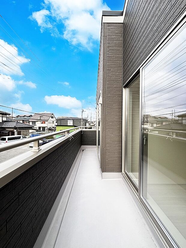 風通しの良いバルコニー