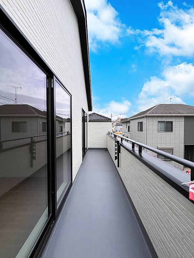 風通しの良いバルコニー