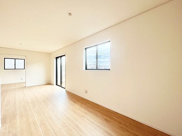 家族の笑顔が自然と生まれてくる、そんな雰囲気のダイニングに仕上がっています 