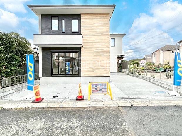 溢れる陽光でご家族の笑顔も輝く