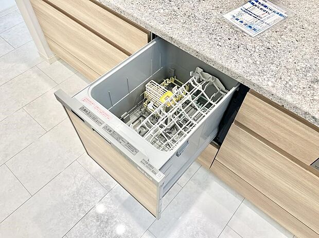 面倒なお片づけは食洗機にお任せ!家事の負担が減って、時間にも気持ちにもゆとりができます。