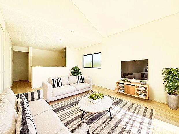 落ち着いた雰囲気のLDKは家族みんなの快適空間※家具はCGです