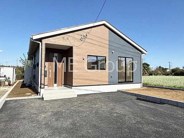 溢れる陽光でご家族の笑顔も輝く