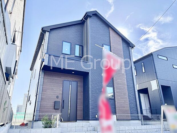 溢れる陽光でご家族の笑顔も輝く