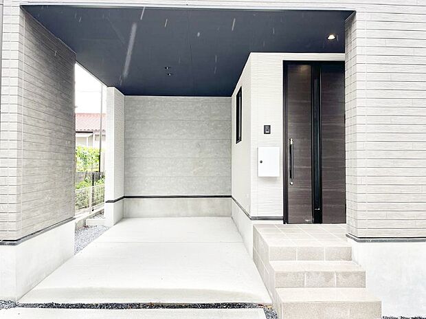 雨風から大切な愛車を守るビルトインガレージ  