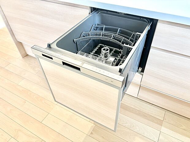 面倒なお片づけは食洗機にお任せ!家事の負担が減って、時間にも気持ちにもゆとりができます。