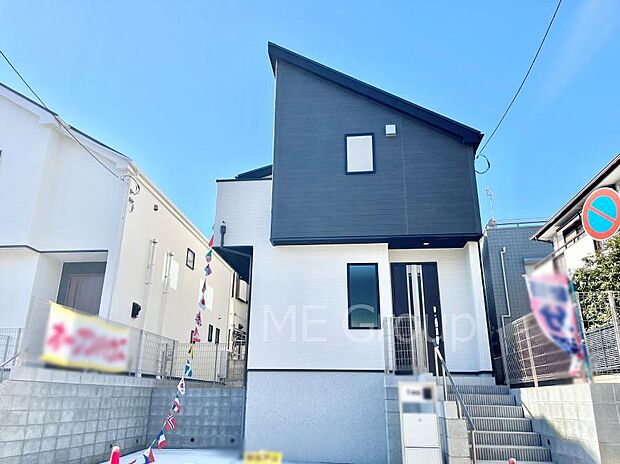 たっぷりの陽光と心地よい風が舞い込む住まい